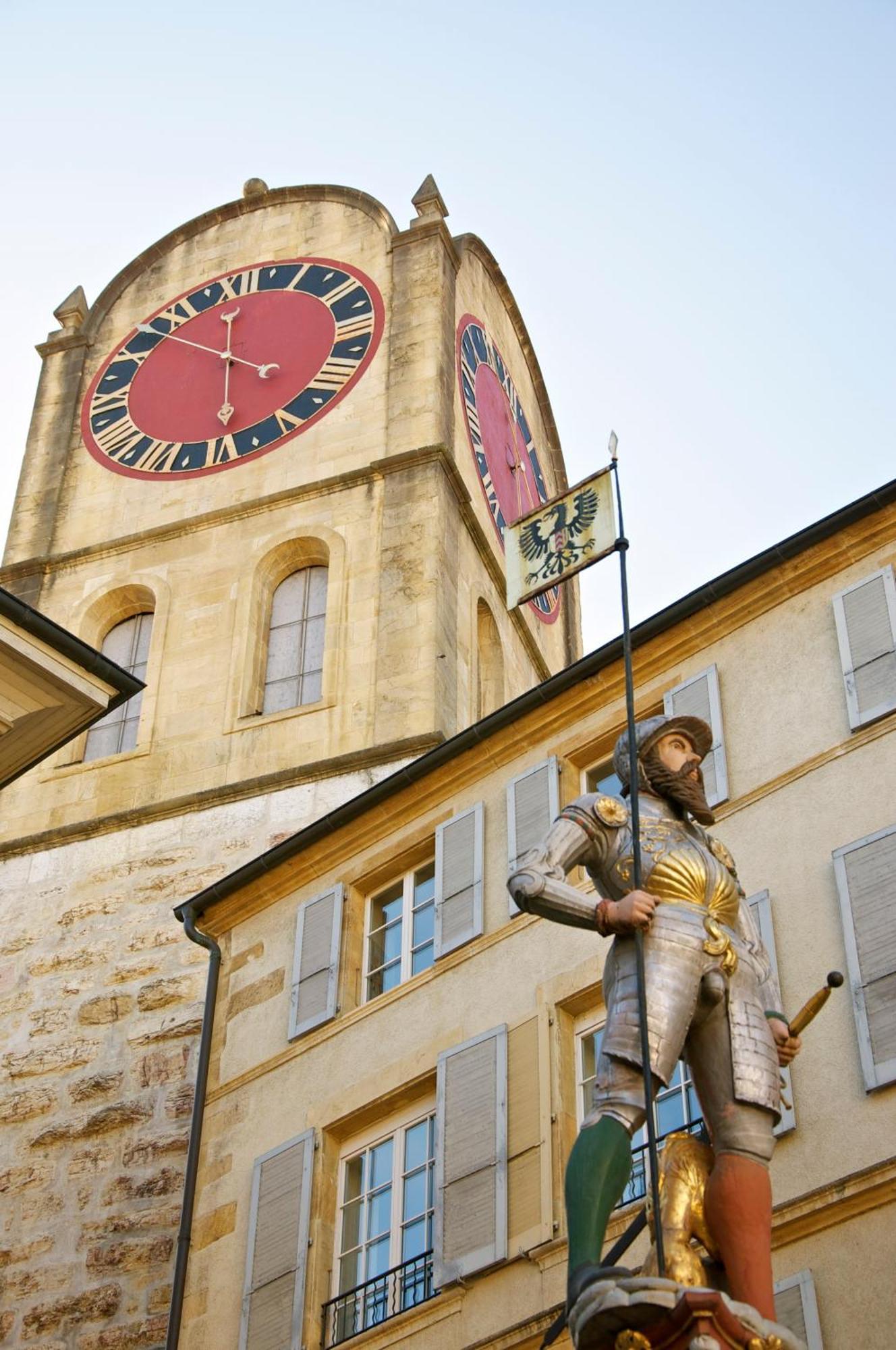 Aux Chambres Du Banneret Neuchatel Exterior photo